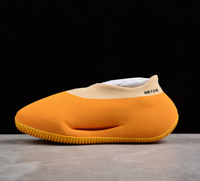 Ad originals Knit Runer Sulfur 香蕉鞋Kanye West 跑步系列低帮袜套轻便针织透气休闲运动慢跑GW5353 鞋款整体不论是