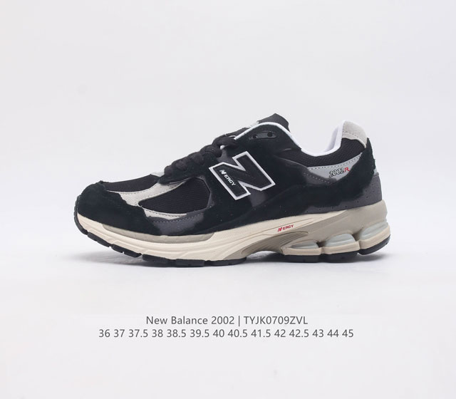 新百伦 New Balance 2002R 跑鞋 男女运动鞋 沿袭了面世之初的经典科技 以 Encap 中底配以升级版 N-Ergy 缓震物料 鞋面则采用特