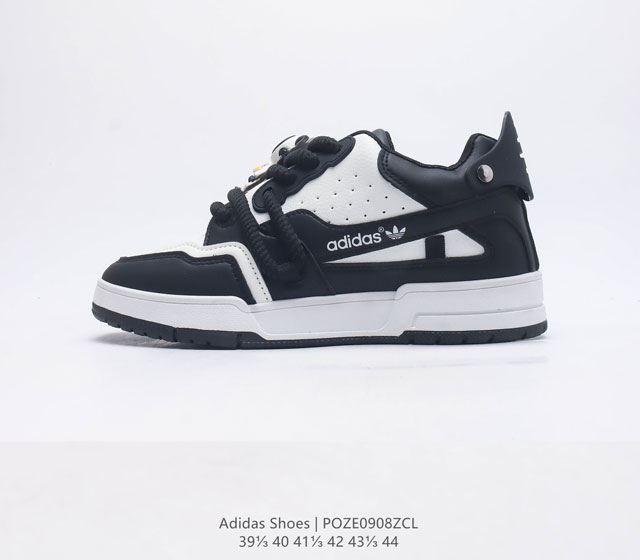 Adidas Shoes 新款阿迪达斯 潮流百搭慢跑鞋 休闲经典运动板鞋, 可以说是 Adidas 阿迪达斯最具标志性的运动鞋 拥有50多年的标志 一款跨越几代