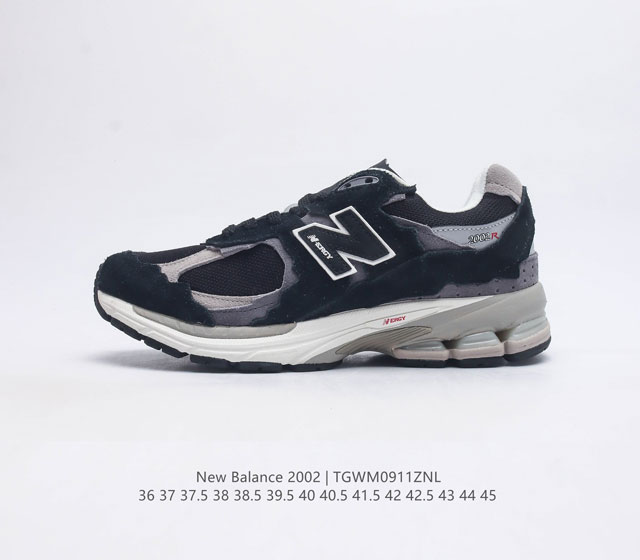 新百伦 New Balance 2002R 跑鞋 男女运动鞋 沿袭了面世之初的经典科技 以 Encap 中底配以升级版 N-Ergy 缓震物料 鞋面则采用特色的