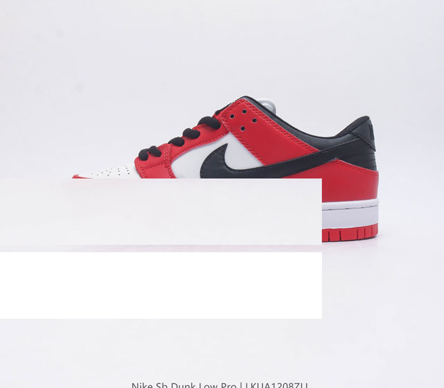 耐克 Nike Sb Dunk Low Pro 男 女滑板鞋 经典复古运动鞋 采用低帮设计，塑就经典 Dunk 风格。鞋垫后跟搭载 Zoom Air 气垫，加衬 - 点击图像关闭