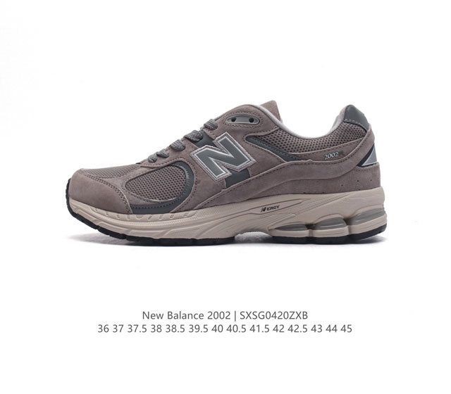 真标 新百伦 New Balance 2002R 跑鞋 男女运动鞋厚底老爹鞋。沿袭了面世之初的经典科技，以 Enca 中底配以升级版 N-Ergy 缓震物料。鞋 - 点击图像关闭