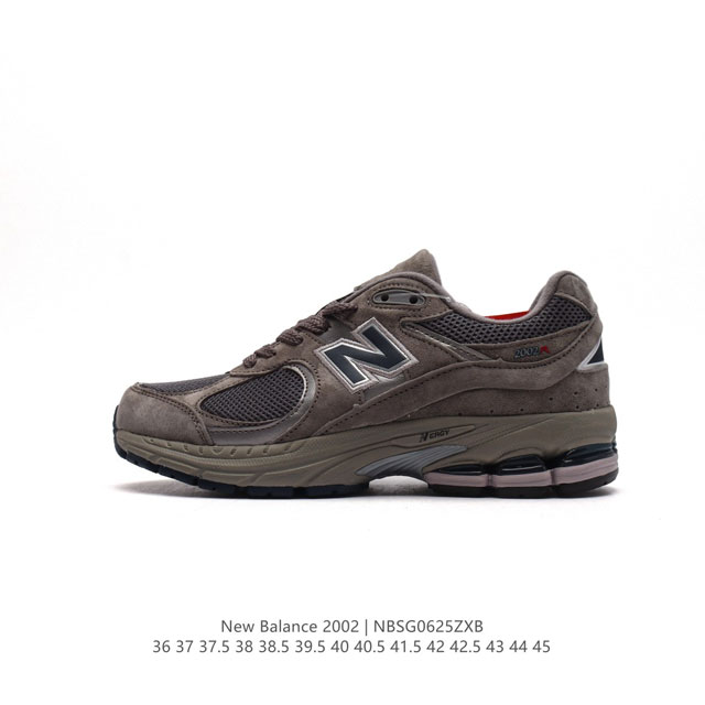 真标 新百伦 New Balance 2002R 跑鞋 男女运动鞋 潮老爹鞋。沿袭了面世之初的经典科技，以 ENCAP 中底配以升级版 N-ERGY 缓震物料。