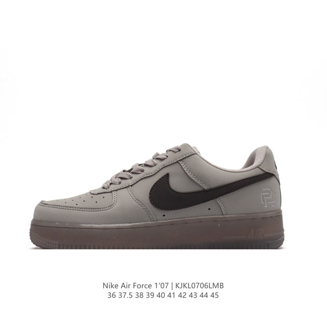 耐克 Nike Air Force 1 '07 Low 空军一号含气垫 低帮百搭厚底增高休闲运动板鞋。柔软、弹性十足的缓震性能和出色的中底设计，横跨复古与现代的 - 点击图像关闭