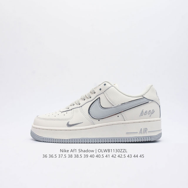 耐克 Nike Air Force 1 ’07 空军一号低帮百搭休闲运动板鞋。柔软、弹性十足的缓震性能和出色的中底设计，横跨复古与现代的外型结合，造就出风靡全球 - 点击图像关闭