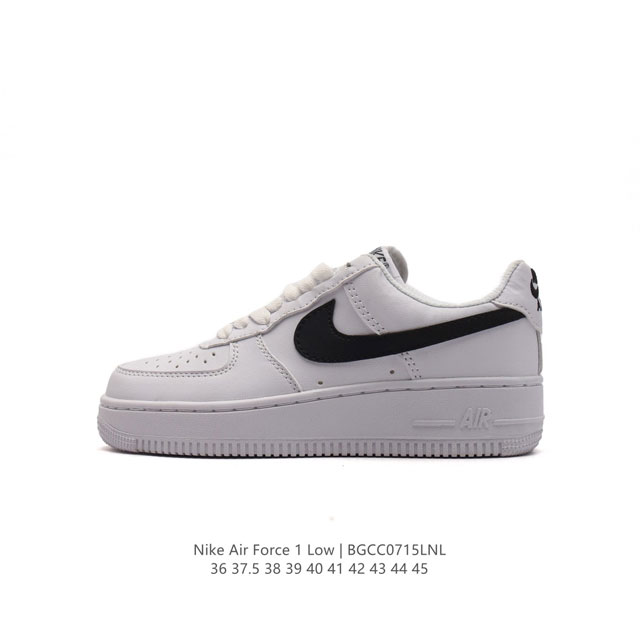 耐克 Nike Air Force 1 '07 Low 空军一号含气垫 低帮百搭厚底增高休闲运动板鞋。柔软、弹性十足的缓震性能和出色的中底设计，横跨复古与现代的