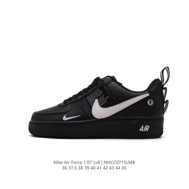 耐克 Nike Air Force 1 '07 Low 空军一号含气垫 低帮百搭厚底增高休闲运动板鞋。柔软、弹性十足的缓震性能和出色的中底设计，横跨复古与现代的