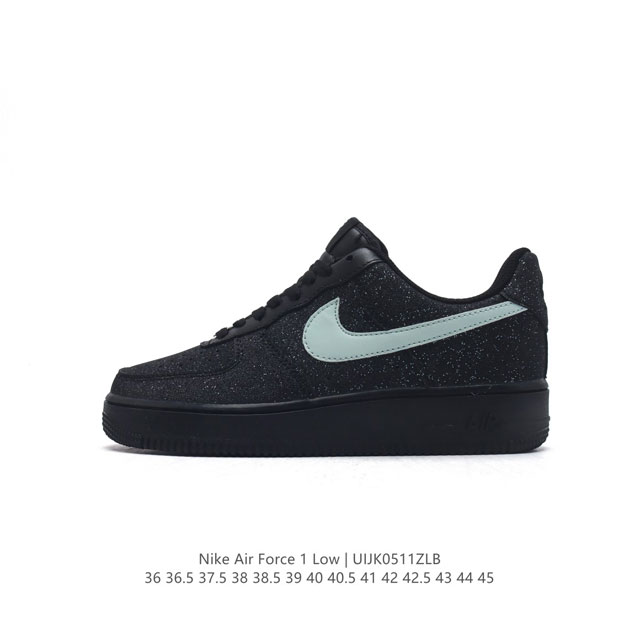 耐克 Nike Air Force 1 '07 Low 空军一号含气垫 低帮百搭厚底增高休闲运动板鞋。柔软、弹性十足的缓震性能和出色的中底设计，横跨复古与现代的 - 点击图像关闭