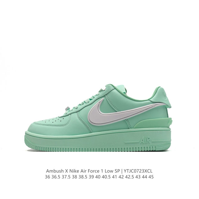 真标 耐克 空军一号 Af1 低帮休闲板鞋 Ambush X Nk Air Force 1'07 Low Sp 空军一号联名标志性的swoosh延伸至鞋跟之外， - 点击图像关闭